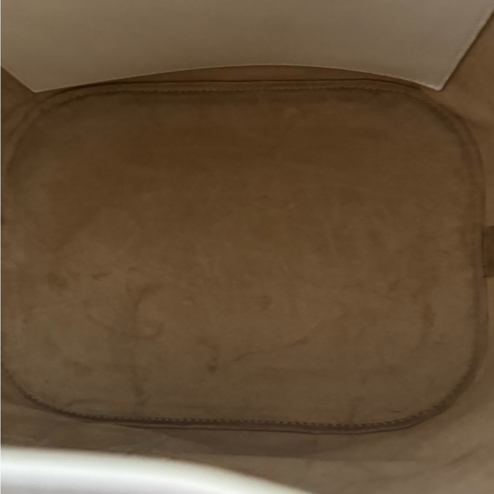 Veronica Beard Cream Leather Shoulder Bag - Picture 12 of 13